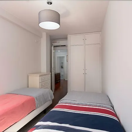 Chile Square Apartment Lissabon